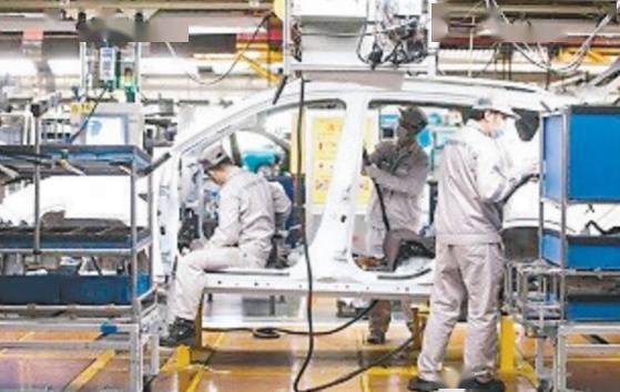 從一季度GDP斷崖式下跌到全年經(jīng)濟(jì)總量重回全國城市前十，武漢滿血復(fù)活的啟示